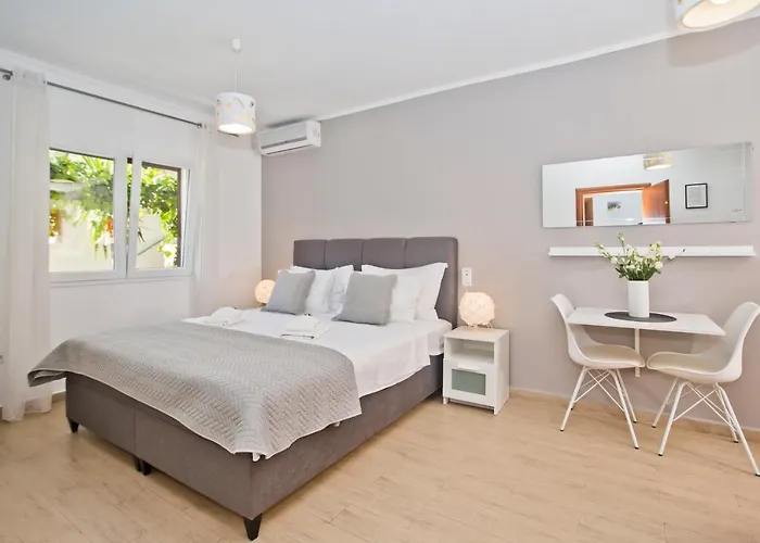 Milton Hvar Apartmán *