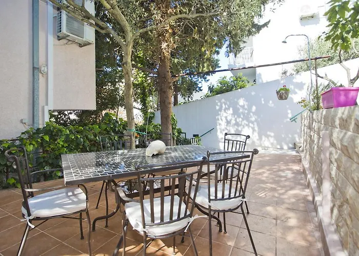 Milton Hvar * Hvar Town