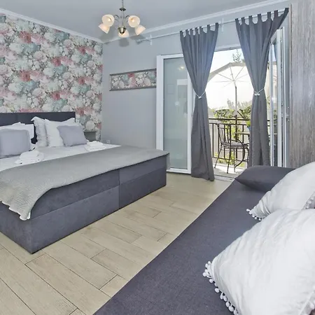 Milton Hvar アパート *