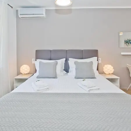 Milton Hvar Хвар