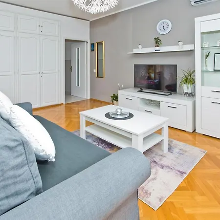 Milton Hvar Appartement *