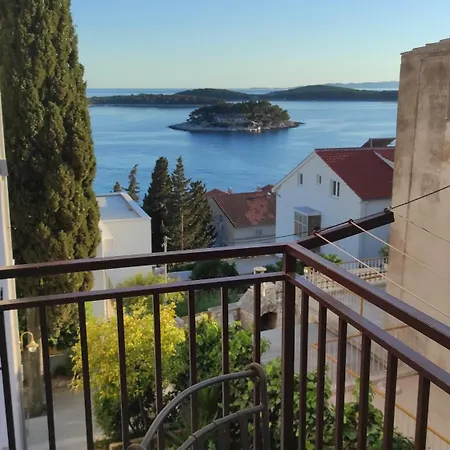 Apartment Milton Hvar Hvar Town
