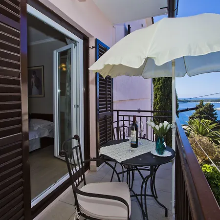 Milton Hvar * Hvar Town