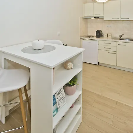 Milton Hvar * Hvar Town