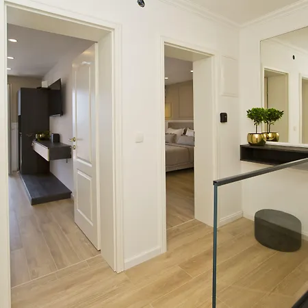 Milton Hvar * フヴァル