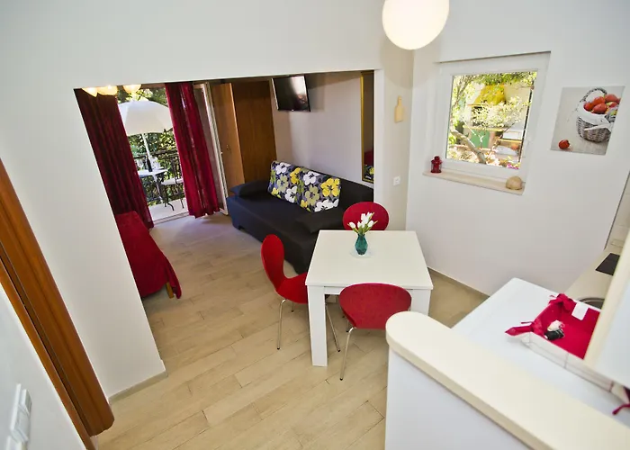 Apartment Milton Hvar *