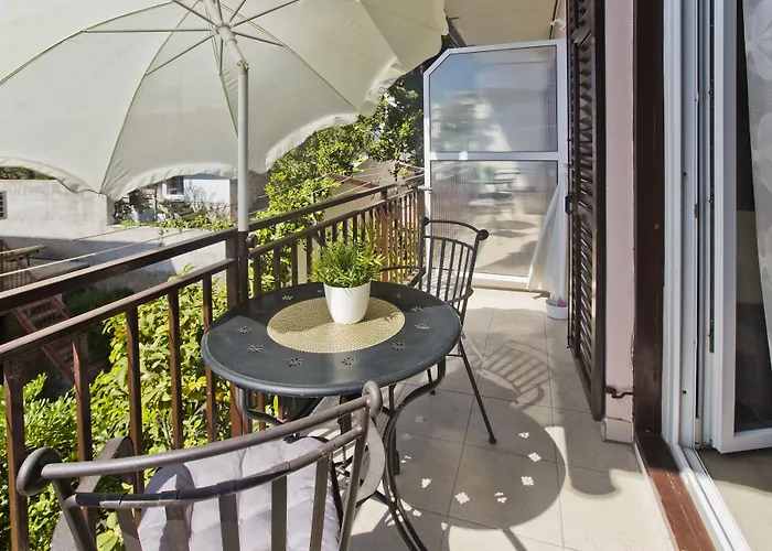 Milton Hvar Apartman