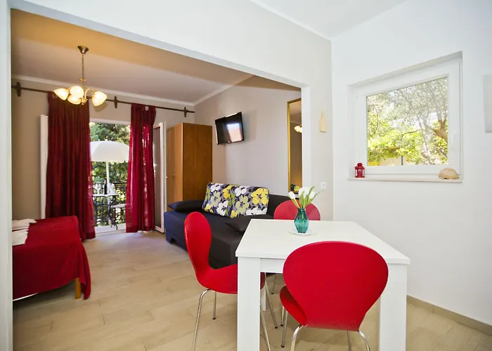 Milton Hvar * Hvar Town